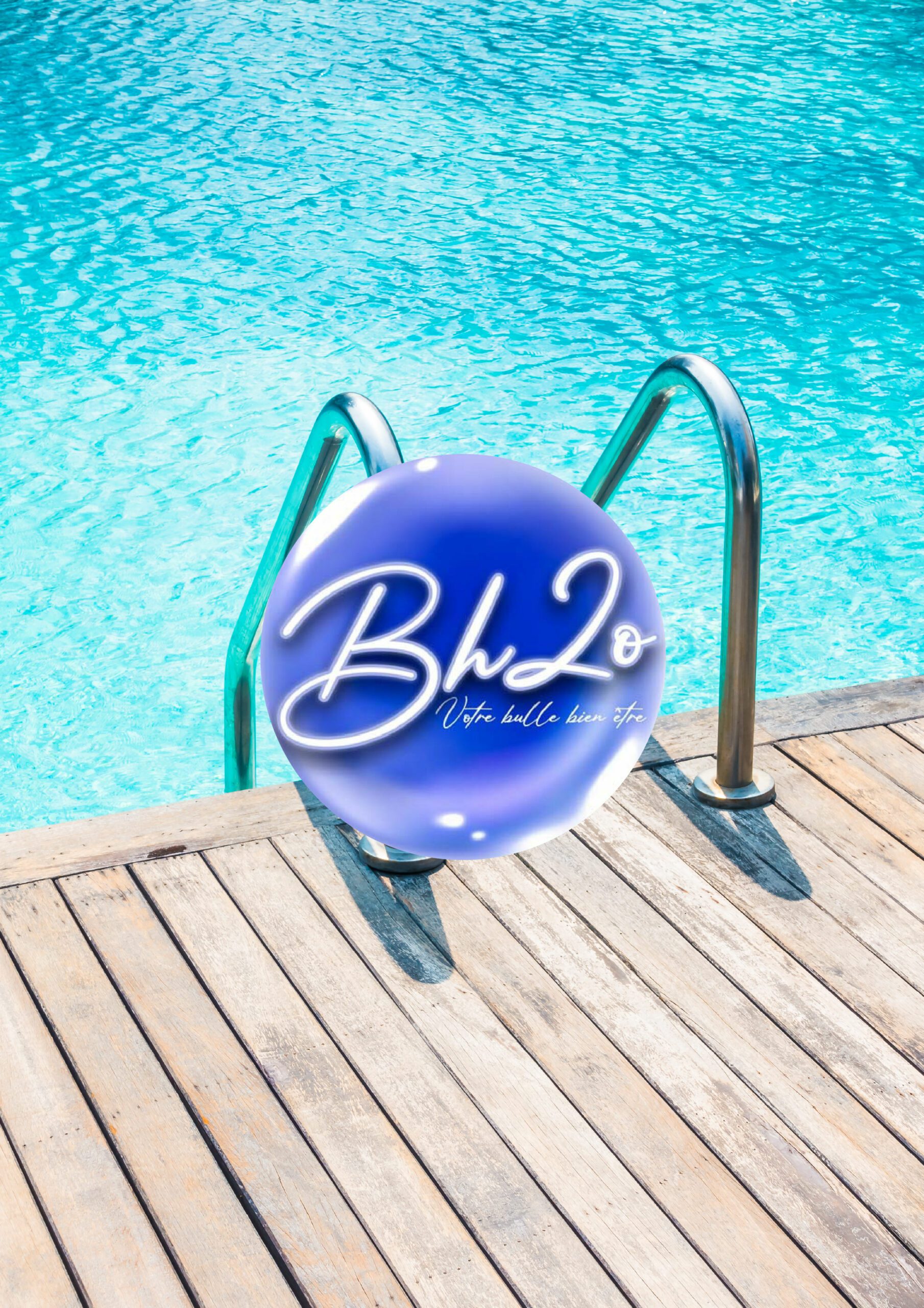 Drapeau Bh2o avec identité visuelle aquatique – Création de supports de communication par POPLUM, graphiste en Seine-et-Marne.